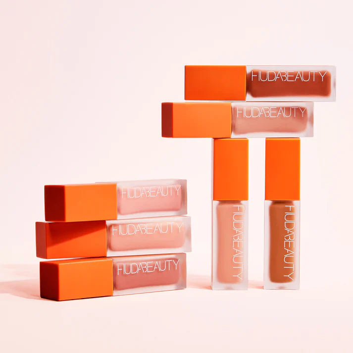 Huda Beauty FAUXFILTER Under Eye Color Corrector