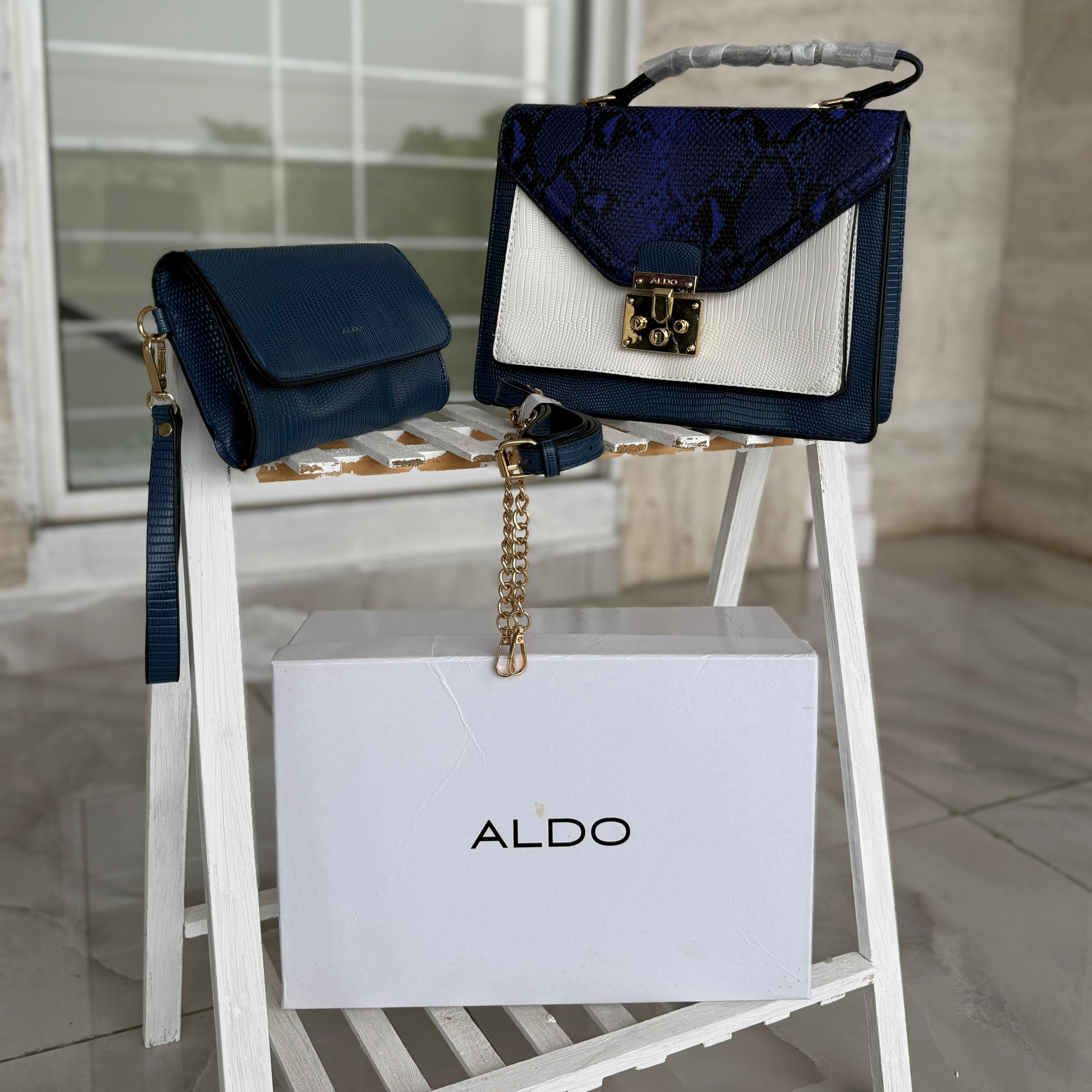 ALDO HANDBAG (BLUE )